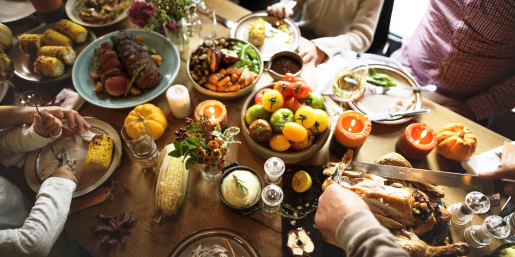 ways to save on thanksgiving meal